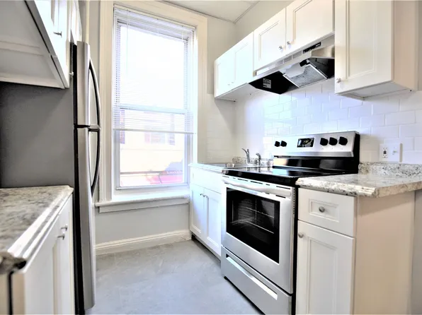 537 Washington Street image 1 of 16