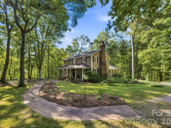 2840 Sparrow Springs Rd, Gastonia, NC 28052