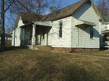 http://www.propertyboss.net/CustomerImages/JUNEPALM_83006/media/Properties/1704%20Perdue%20Street/zs