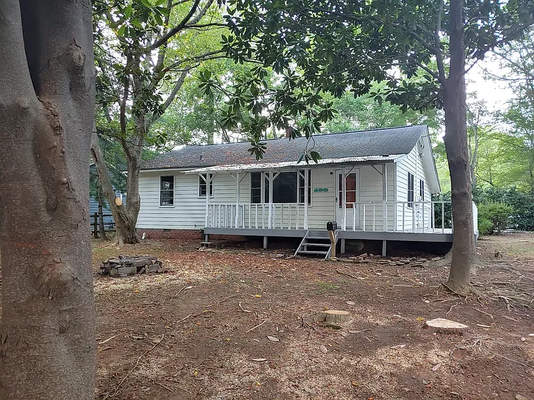 100 Westview Dr — Photo 11