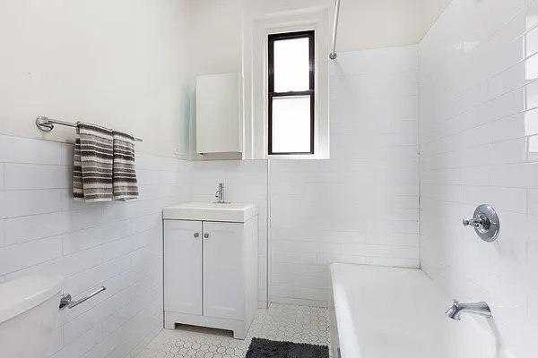 Rented by Halstead Real Estate | media 21