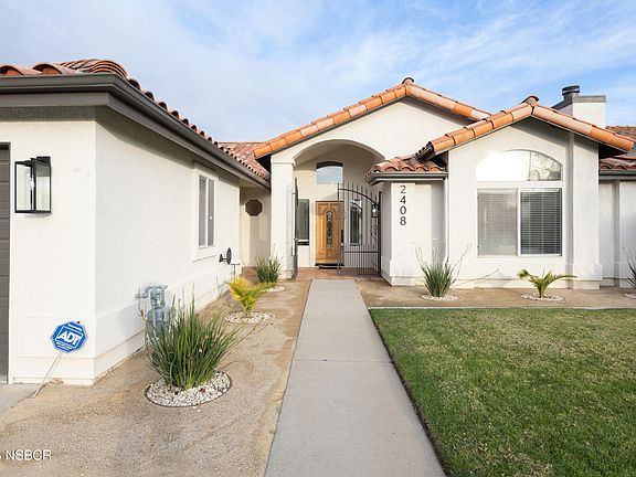 3rd image of 2408 La Costa Dr