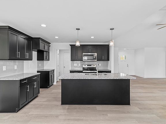 3rd image of 250 Eason Creek Way