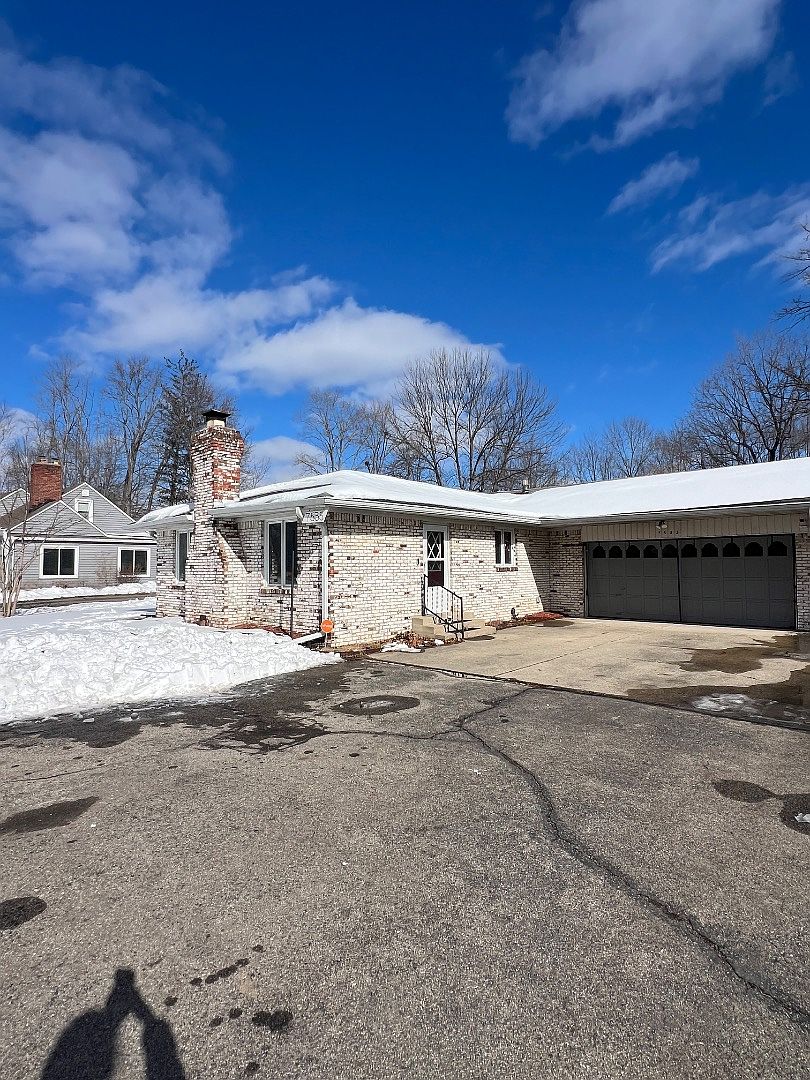 7535 Perry Rd 7525 Ditch Rd #7535, Indianapolis, IN 46260 | Zillow