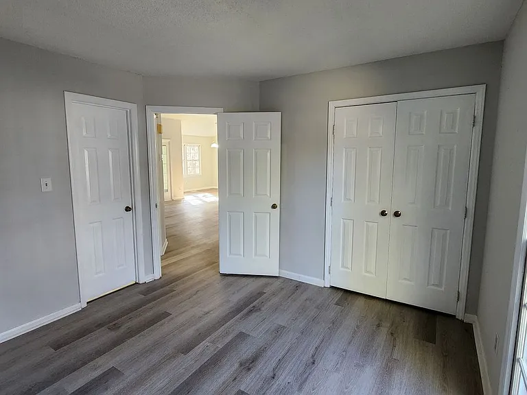 5712 Finsbury Ct — Photo 15