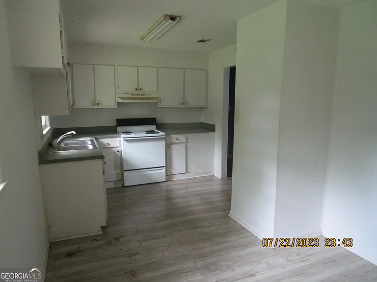 5962 Bloomfield Rd — Photo 4