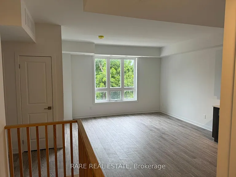 4045 Hickory Dr #15 — Photo 4