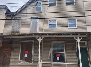 1413 Thompson St, Harrisburg, PA 17104