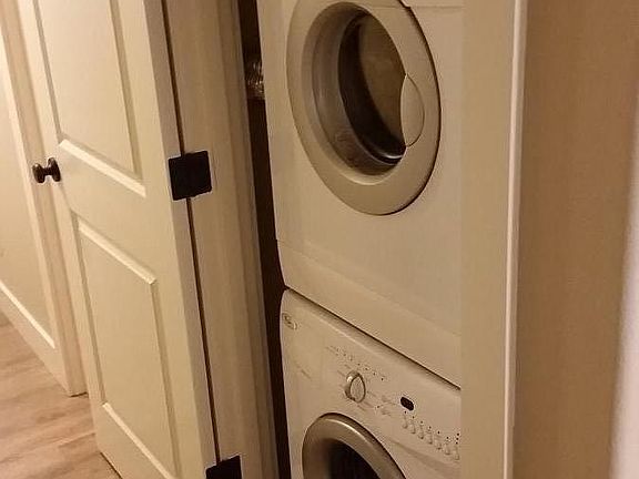 In unit Landry