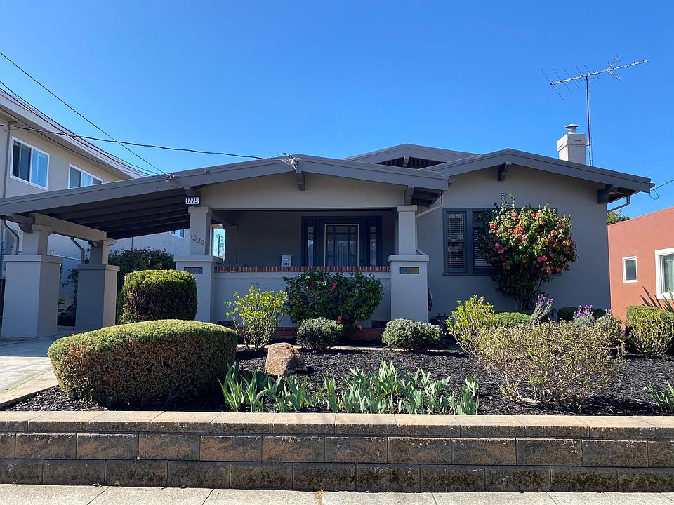 1st image of 1229 Laguna Ave