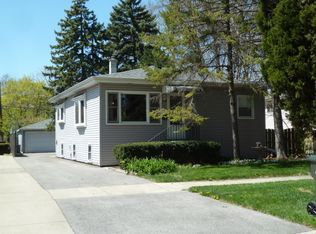 1780 Sycamore St, Des Plaines, IL 60018