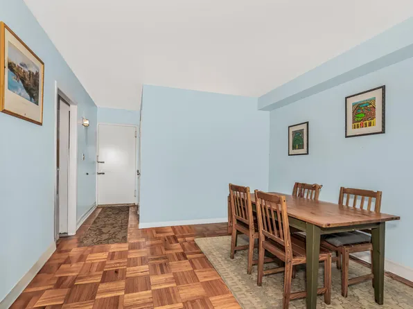 2 Fordham Hill Oval image 7 of 33