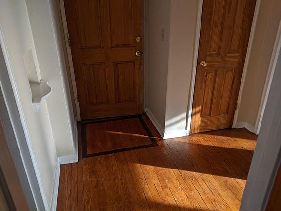 5th image of 589 Cleveland Ave S