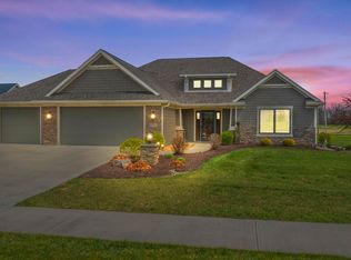 12732 Passerine Blvd, Fort Wayne, IN 46845