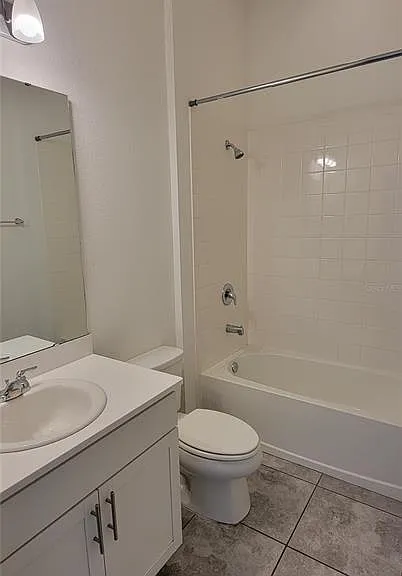 9185 Carmela Ave #208 — Photo 5