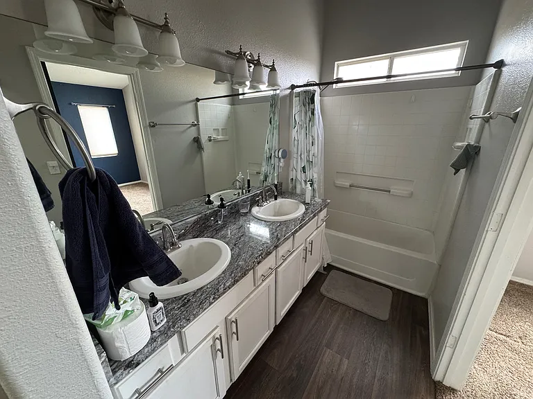 4756 Delaina Dr NE — Photo 11
