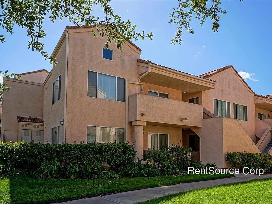 1st image of 24465 Valle Del Oro Unit 102