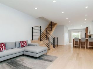 2703 E 28th St, Brooklyn, NY 11235