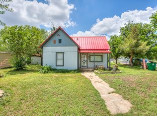 803 E 17th St, San Angelo, TX 76903