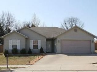 4100 Hidden Creek Ct, Columbia, MO 65202