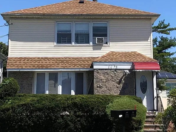 11-12 Bay 32 Pl #32, Far Rockaway, NY 11691