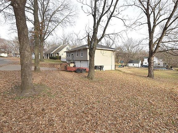 2nd image of 702 Citadel Dr