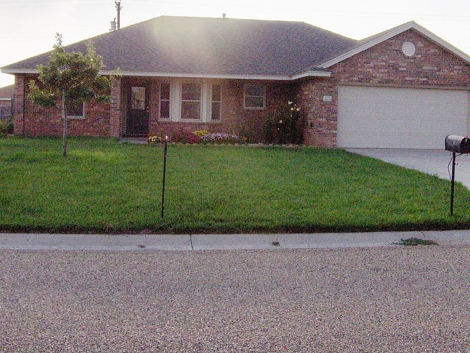 1st image of 1928 Harbour Dr