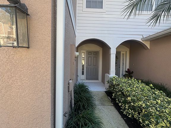 2nd image of 2420 Stockton Dr