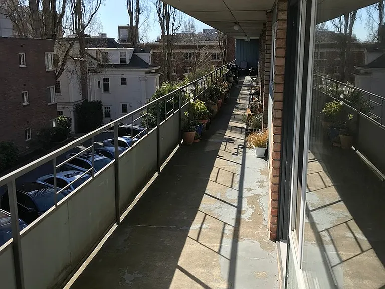1215 Queen Anne Ave N — Photo 30