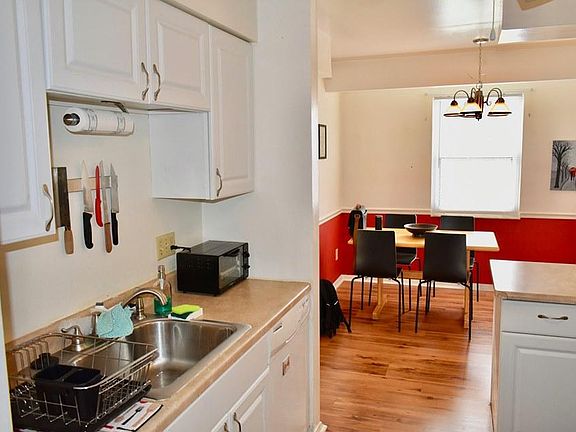 5th image of 4326 Villa Dr Unit 12