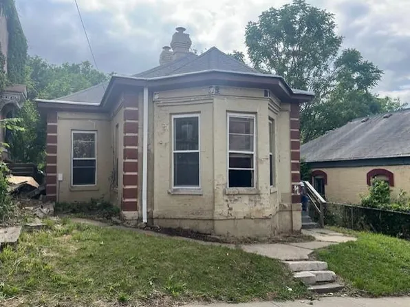 515 N 11th St, Saint Joseph, MO 64501