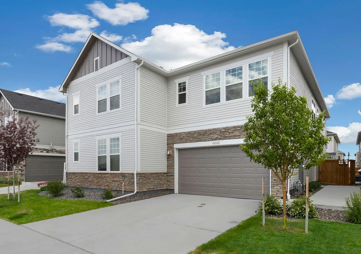 Beautiful Move-In Ready Home w/ AC, Yard, Sprinkler System! — Photo 1