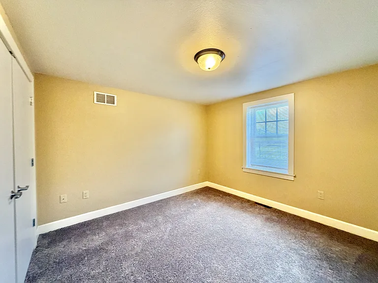 206 Carpenter St #3 — Photo 7