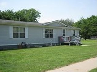 1716 Whitcher Ave, Sioux City, IA 51109