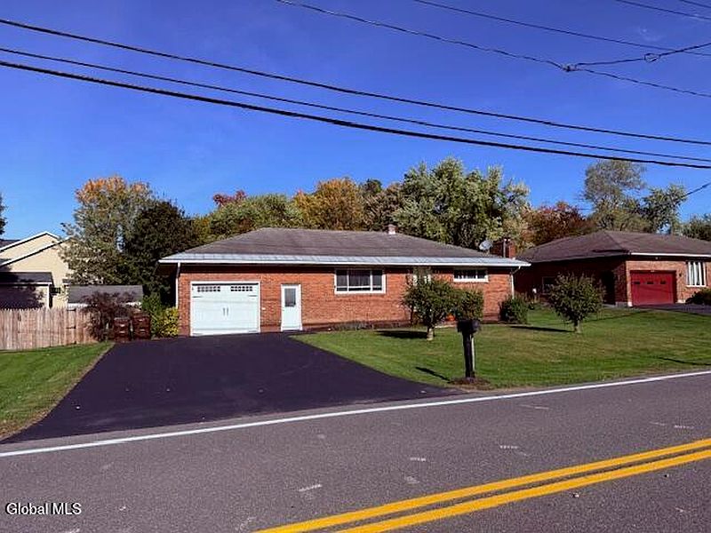 2nd image of 442 Russell Road