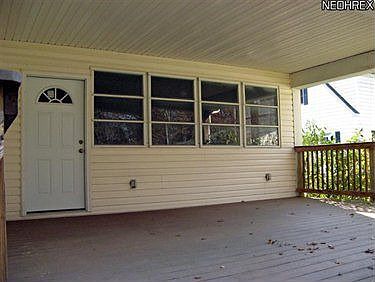 3rd image of 27320 Seneca Dr