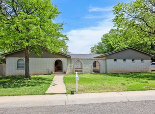 4 Bramblewood Ln, Canyon, TX 79015
