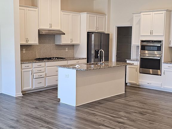 4th image of 9089 Harwen Ln