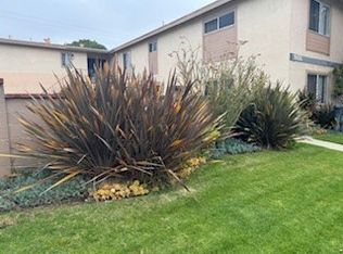 988 Valencia St APT 4, Costa Mesa, CA 92626