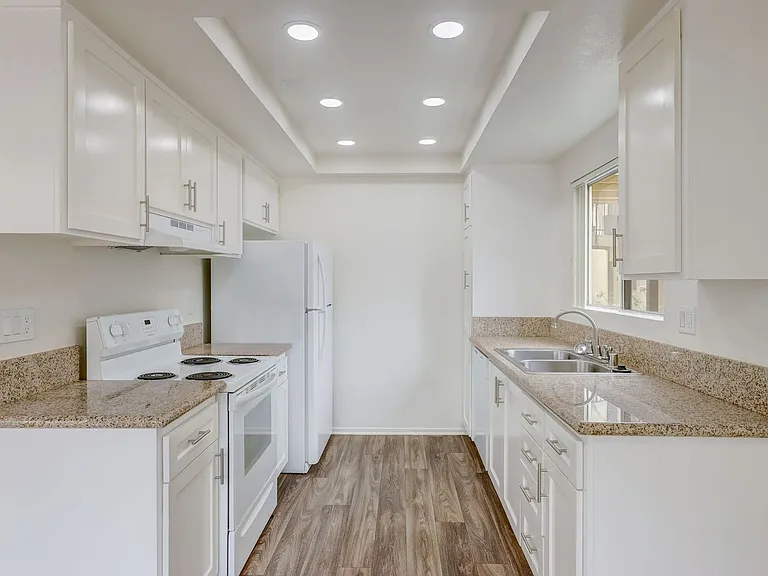 Arbor Park Apartments — Photo 2