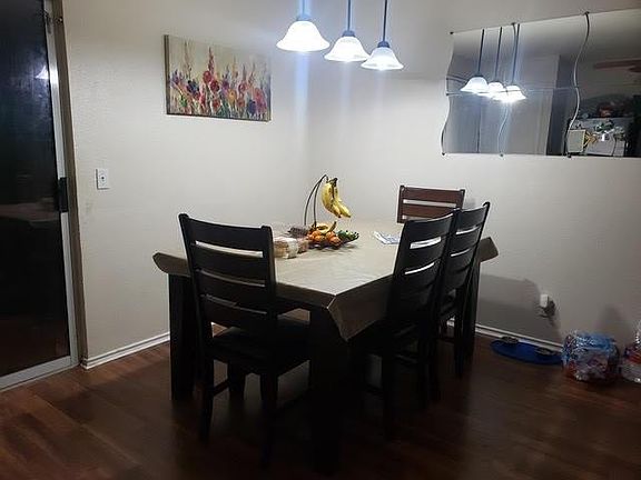 5th image of 107 Pond Way