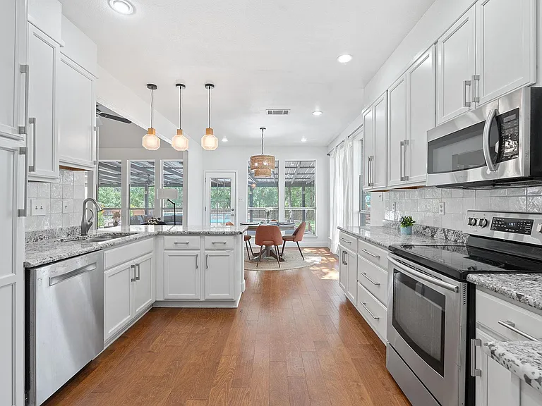 222 Primrose Dr — Photo 15