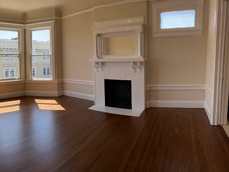 35 Belvedere St #5 — Photo 4