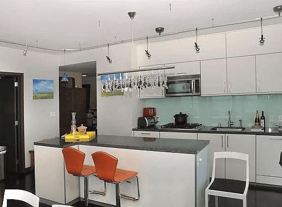 4th image of 301 Main St #31C