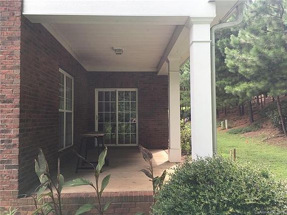 4th image of 2014 Aragon Ln