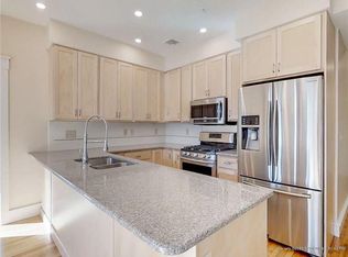 32 Thomas St #4, Portland, ME 04102