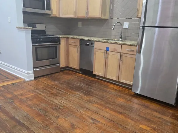 Downtown Metro - 113 N. 11th Street