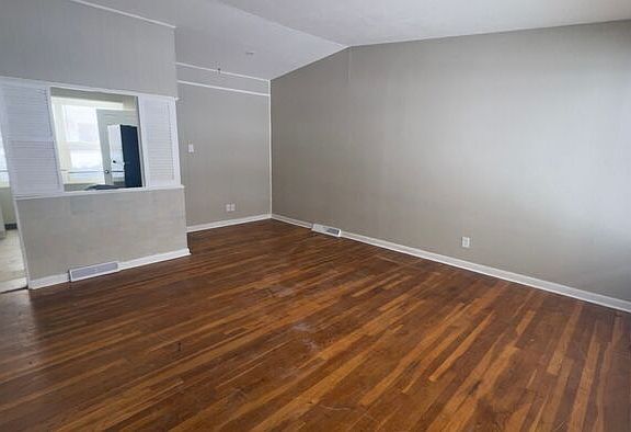 2nd image of 9711 Portage Dr