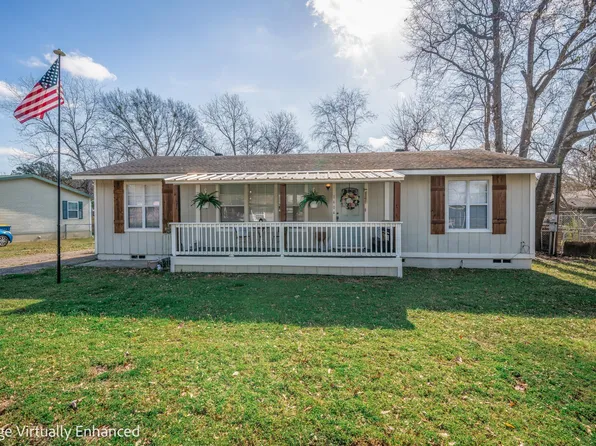 1404 Park Ln, Kilgore, TX 75662