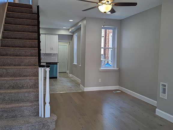 3rd image of 2451 E Oakdale St